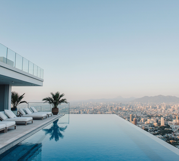 Terist Swimming Pool